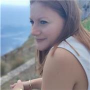 Offro lezioni private per alunni delle scuole primarie,medie e superiori.Materie italiano,storia, geografia diritto economia.